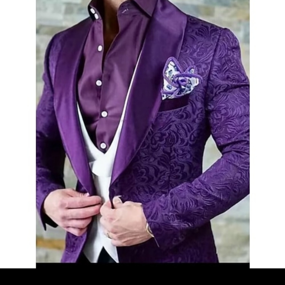 Tuxedo / Prom / Dinner Jacket